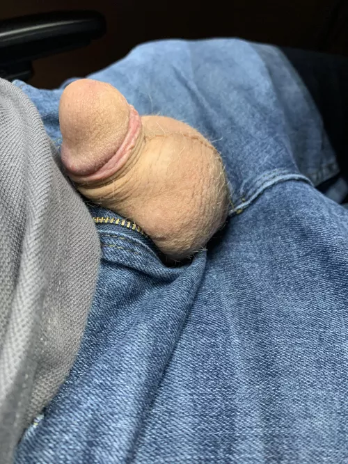 [42] Peeking out at work