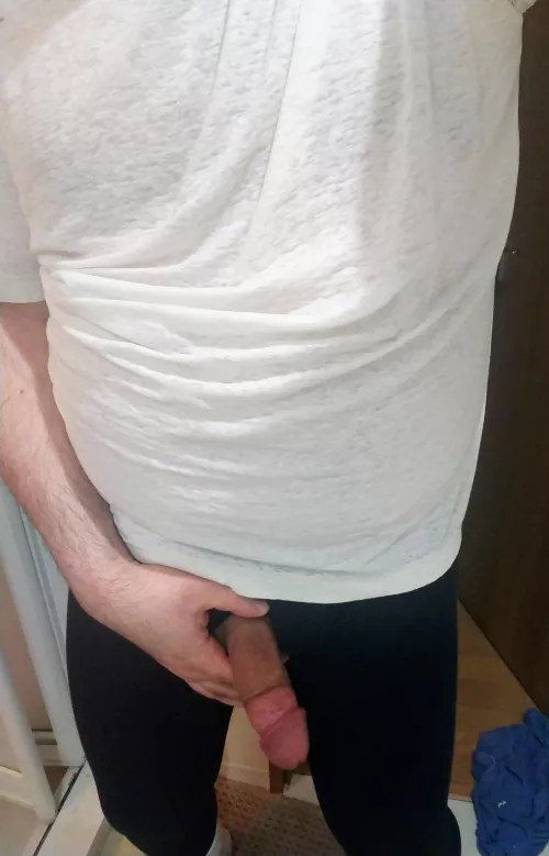 [43] Who wants to make Daddy harder?