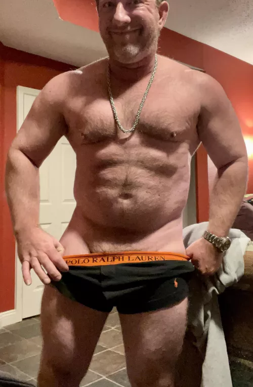 (46) worn out after the gym (46) worn out after the gym