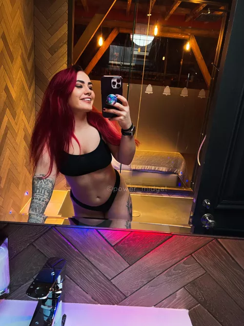 4ft 8” little cutie 🥰 4ft 8” little cutie 🥰