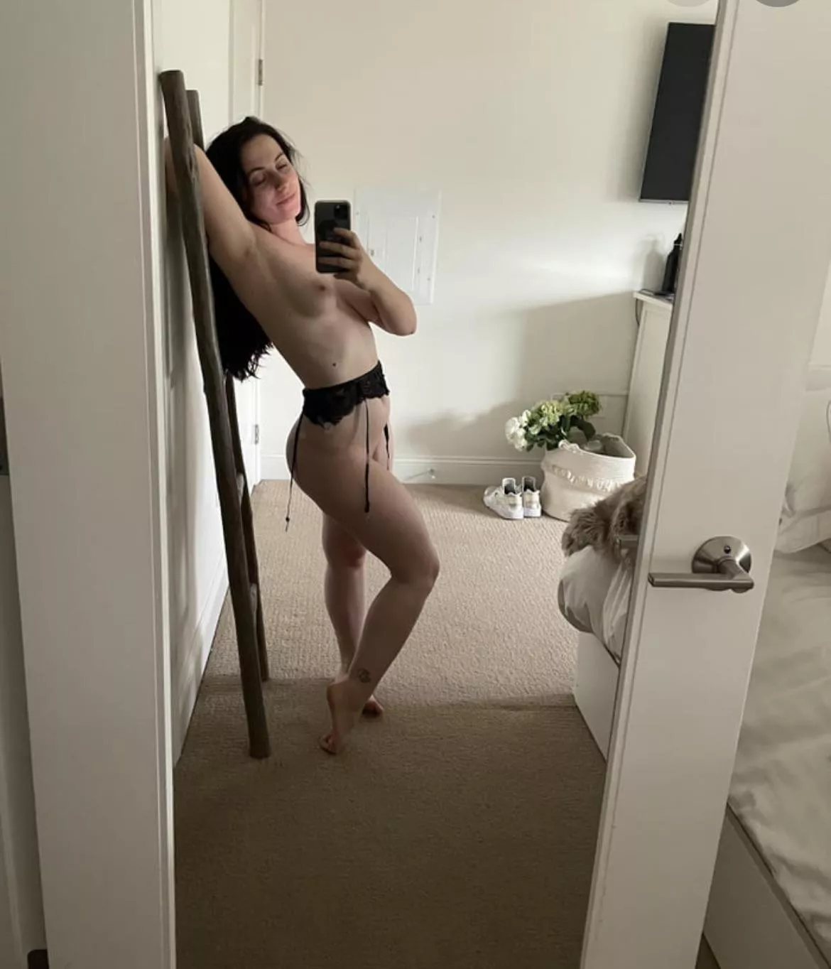 5 ft, 130 lbs. If you can pick me up, I’m already wet.