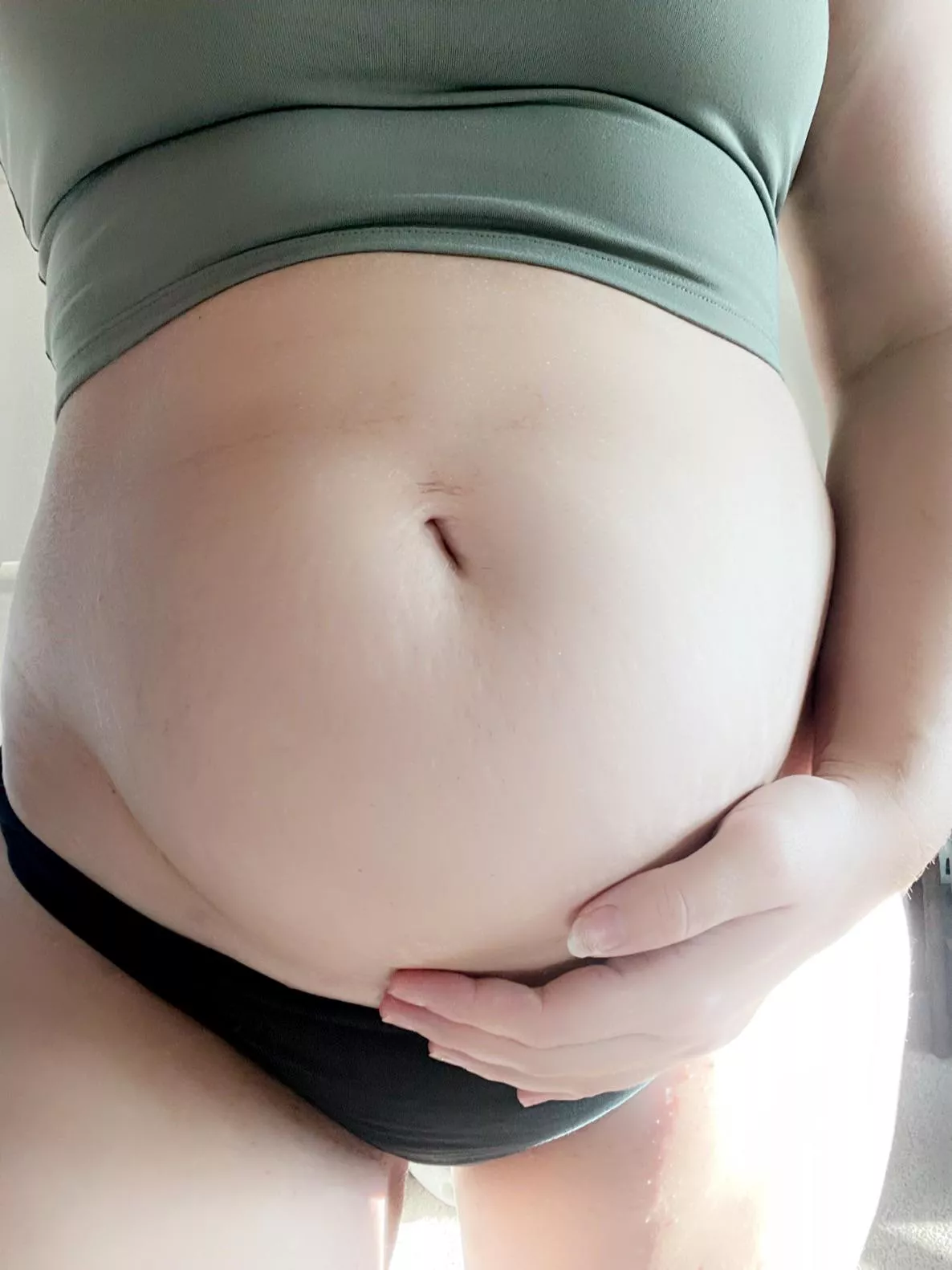 5 months post partum, and now 11 weeks pregnant ! One could say i’m fertile as hell 😂🤷🏼♀️ 5 months post partum, and now 11 weeks pregnant ! One could say i’m fertile as hell 😂🤷🏼♀️