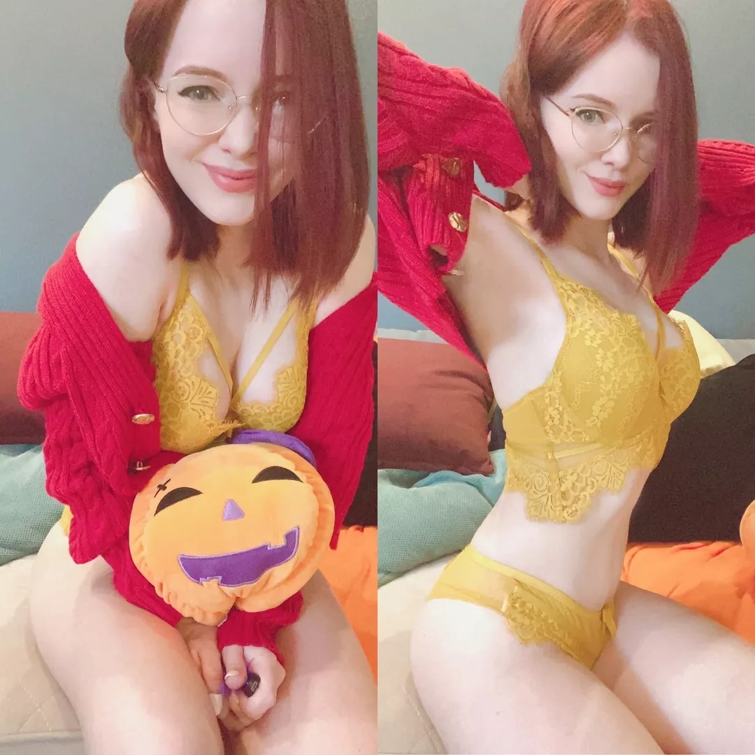 50% off for all new members! New cozy session tonight on my OF with new topless and nude content ✨