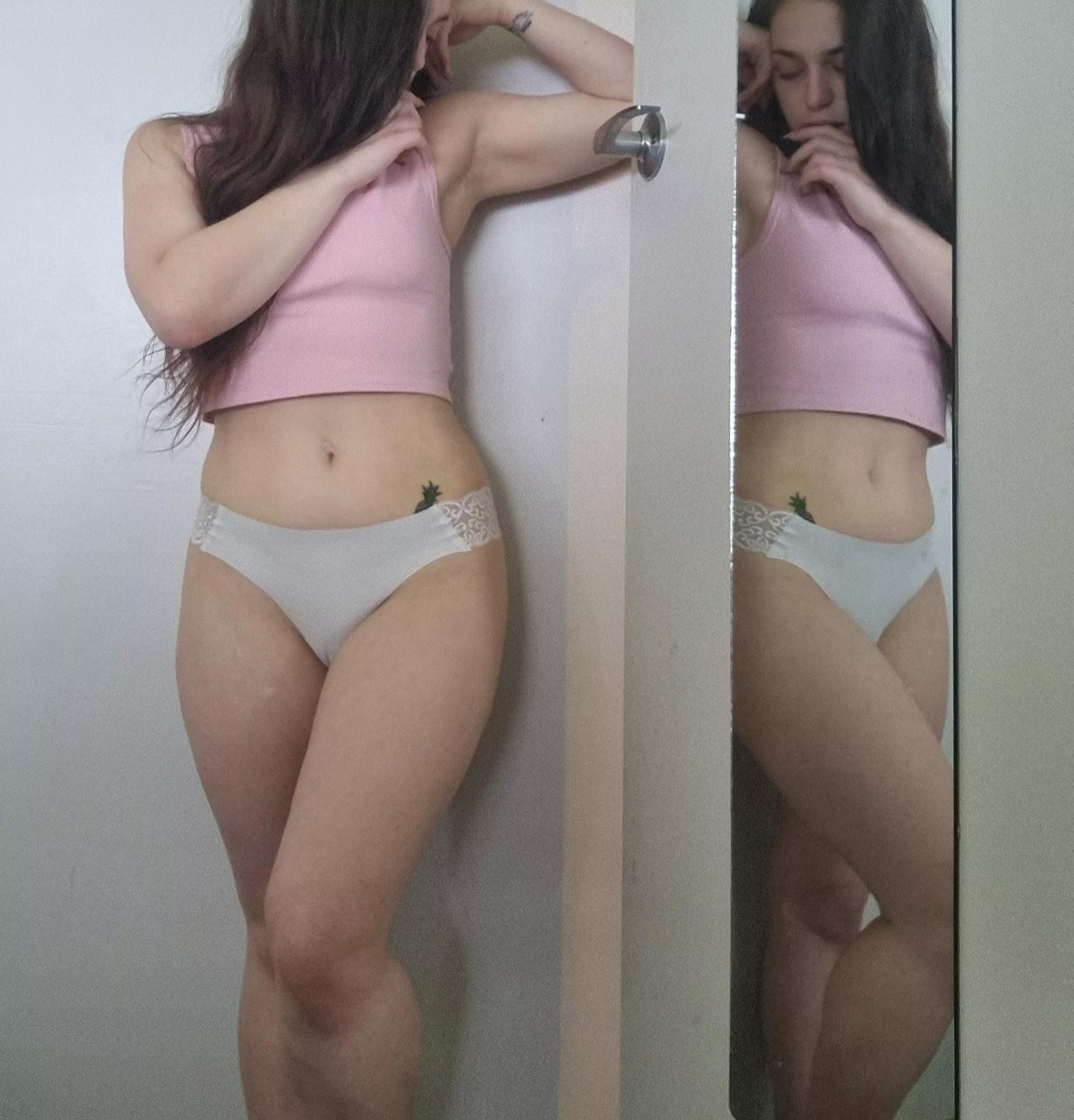 50%OFF! ⭐Almost daily uploads🌙Showers, getting changed and nude cleaning content ⭐Golden Showers🌙SPINtheWHEEL available daily ⭐Interactive & artsy 🌙5'4 & adorable.