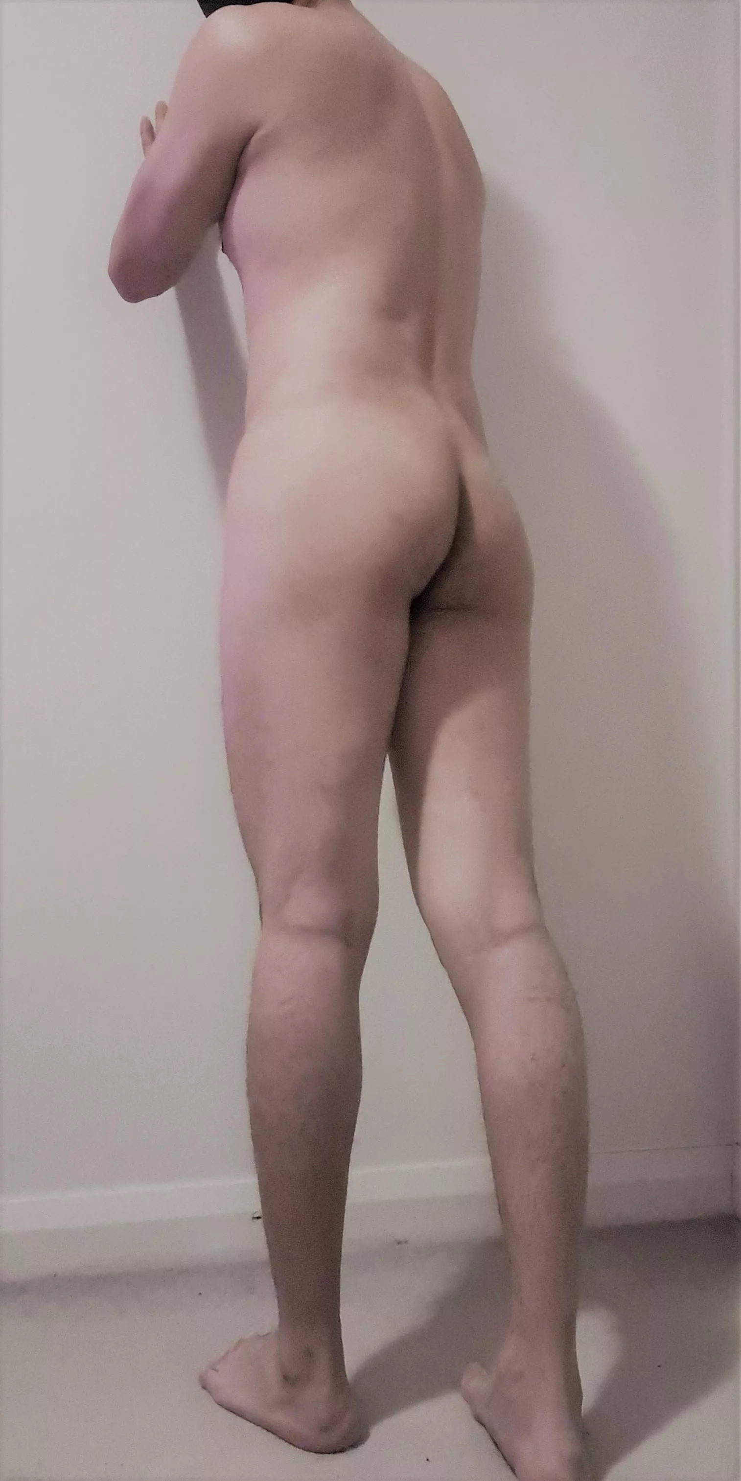 5'10 Korean, would you breed me? 🥺