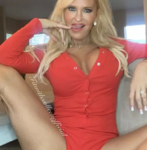 53 and a huge milf💦❤️