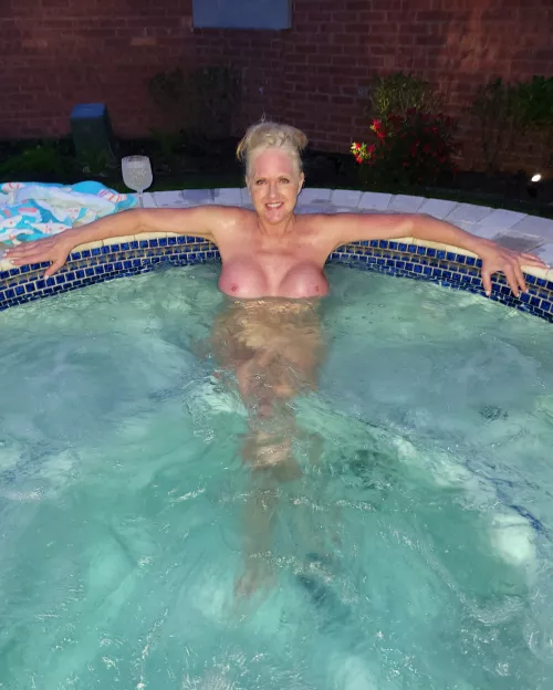 59(f) Don't like to soak alone!