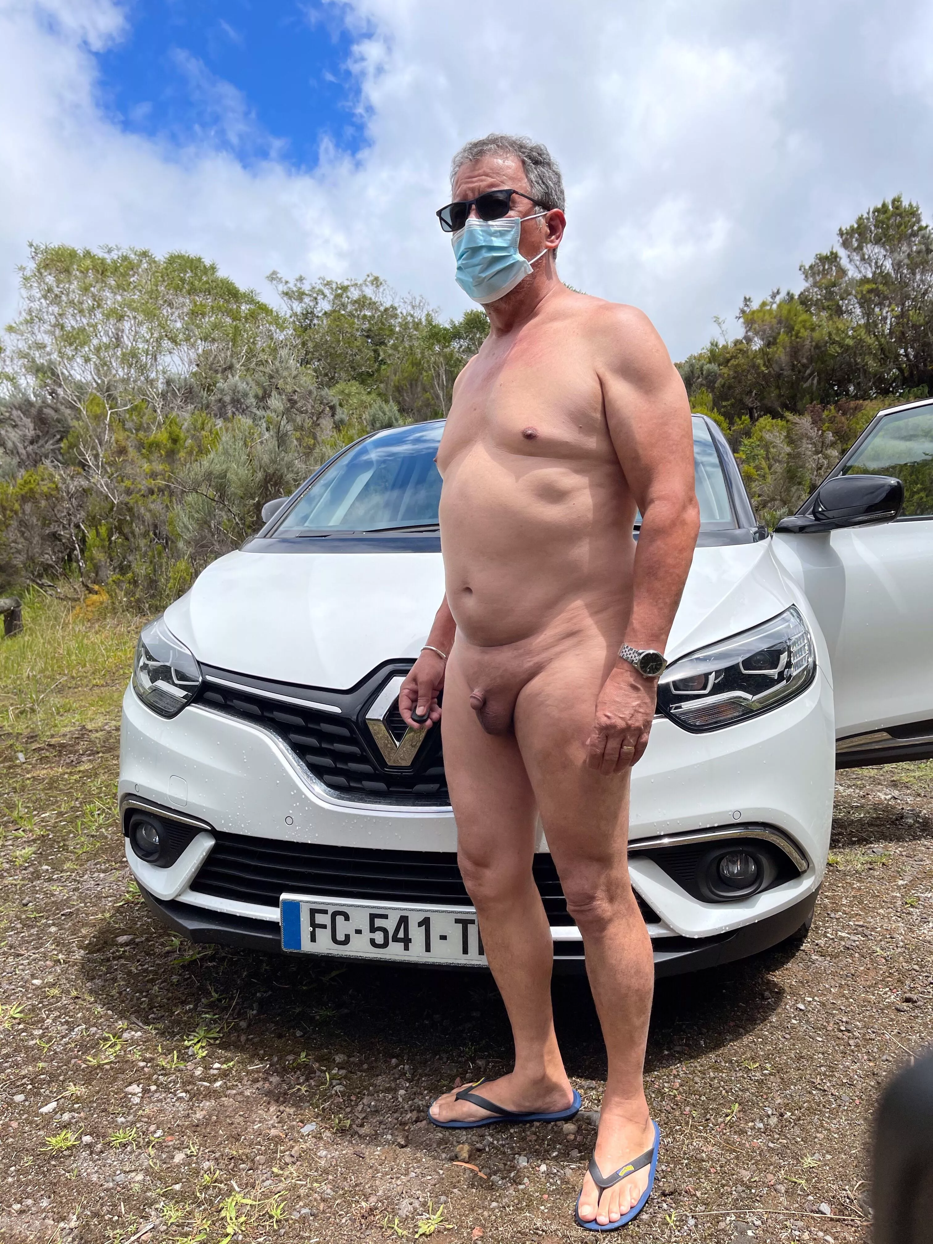 [60] note my body specially my big cock