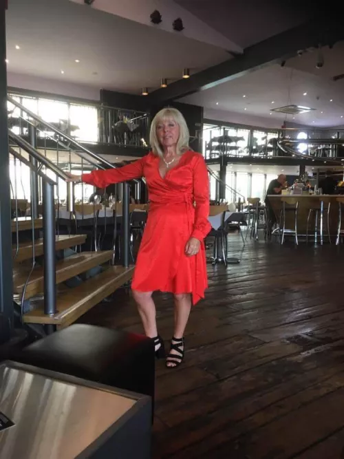 61 who would penetrate her gilf pussy