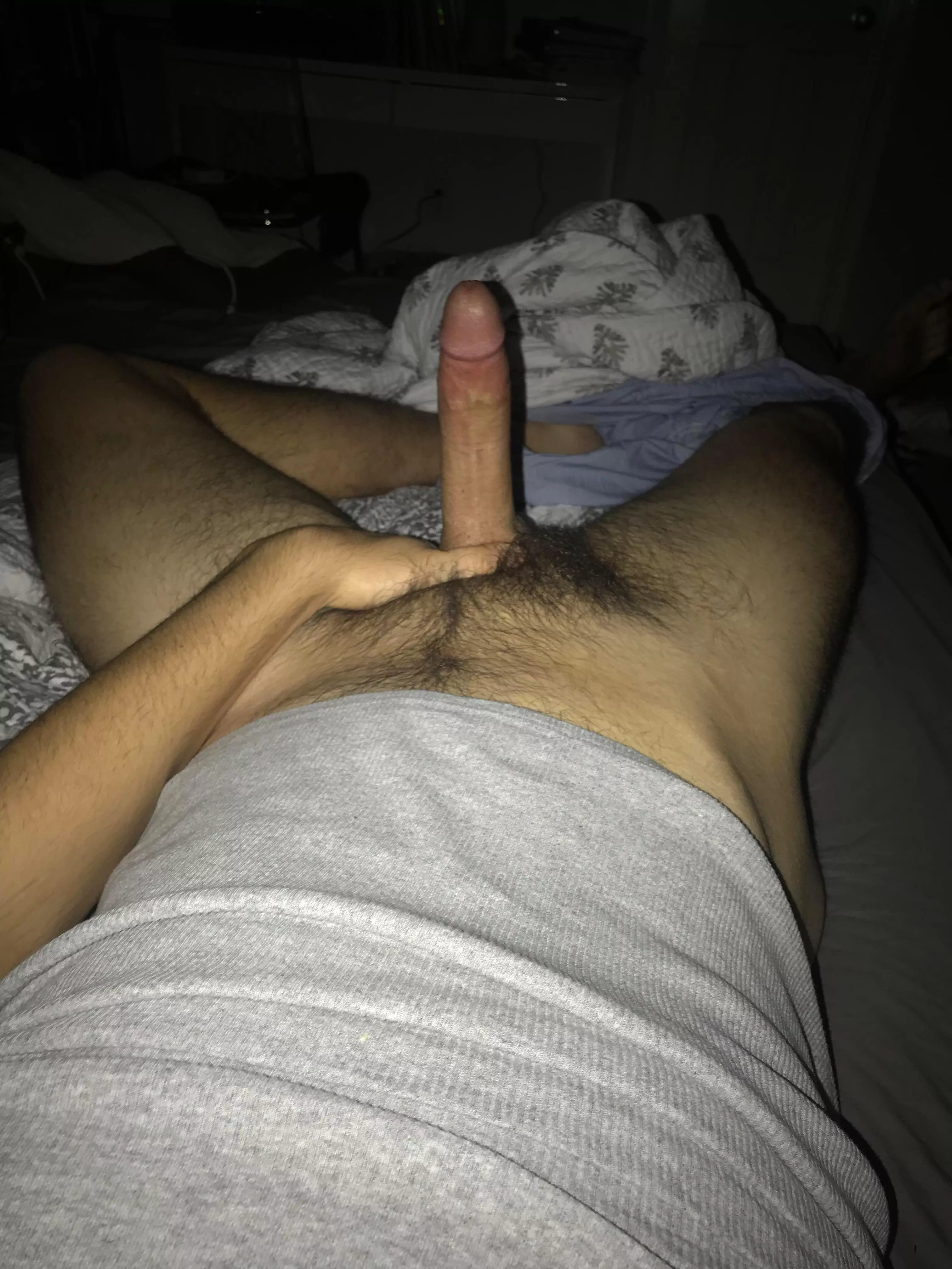 6’6” with an 8 inch cock, what do y’all think? 6’6” with an 8 inch cock, what do y’all think?
