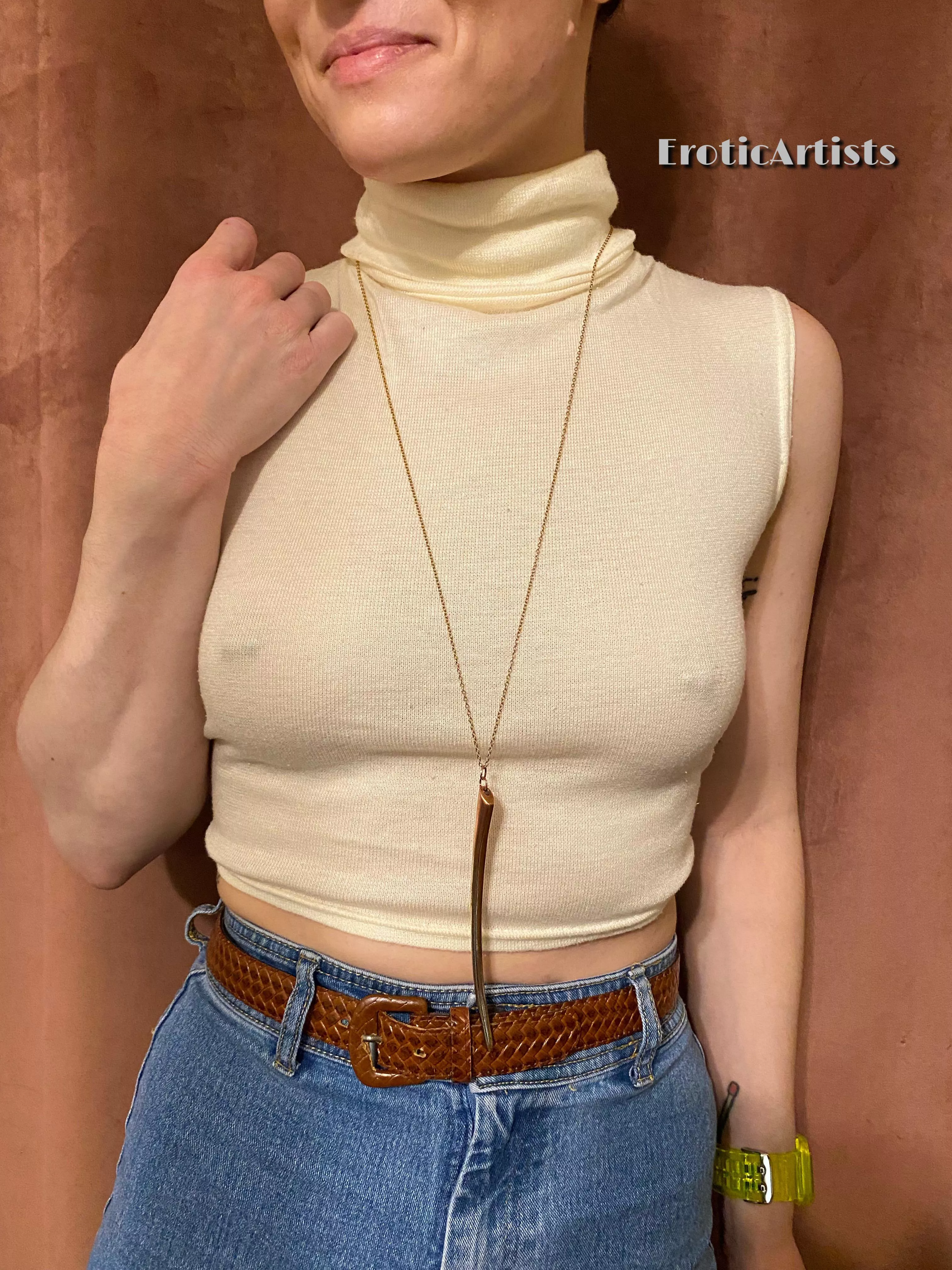 99% of the time I don’t wear a bra whenever I go out