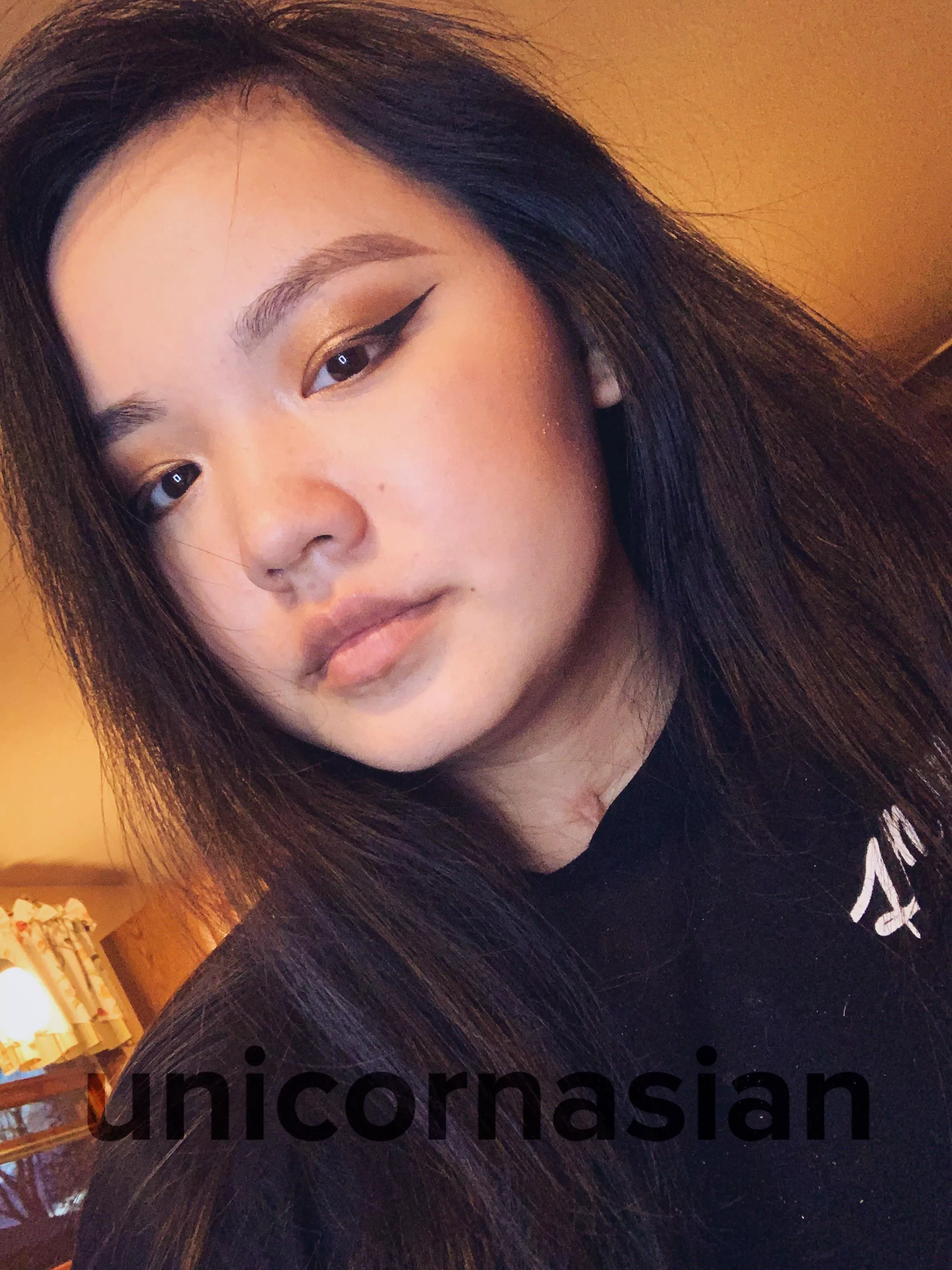 99.9% Chinese. Look at these lips. Want them around your cock? ๐๐๐ฆ 99.9% Chinese. Look at these lips. Want them around your cock? ๐๐๐ฆ