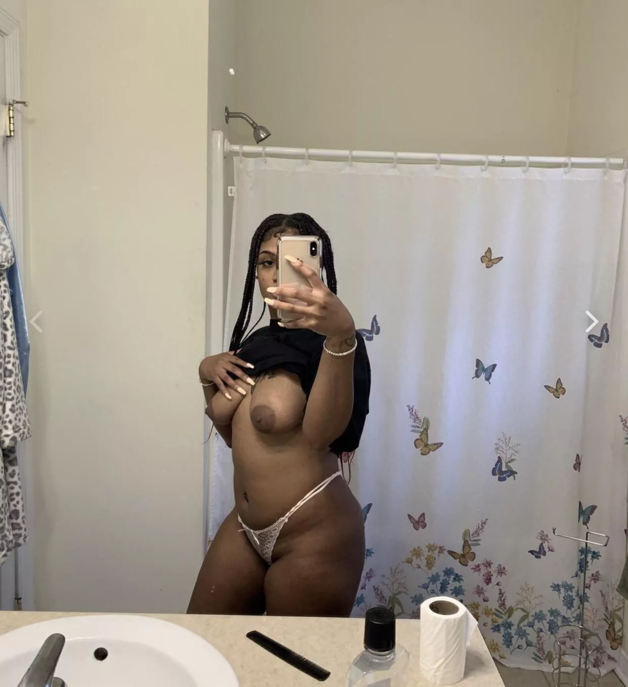 a BLM supporting young mom & public and a obedient n***** for white men in public 🥰 deep down I know my place 🥰 KIK// FineAssSub