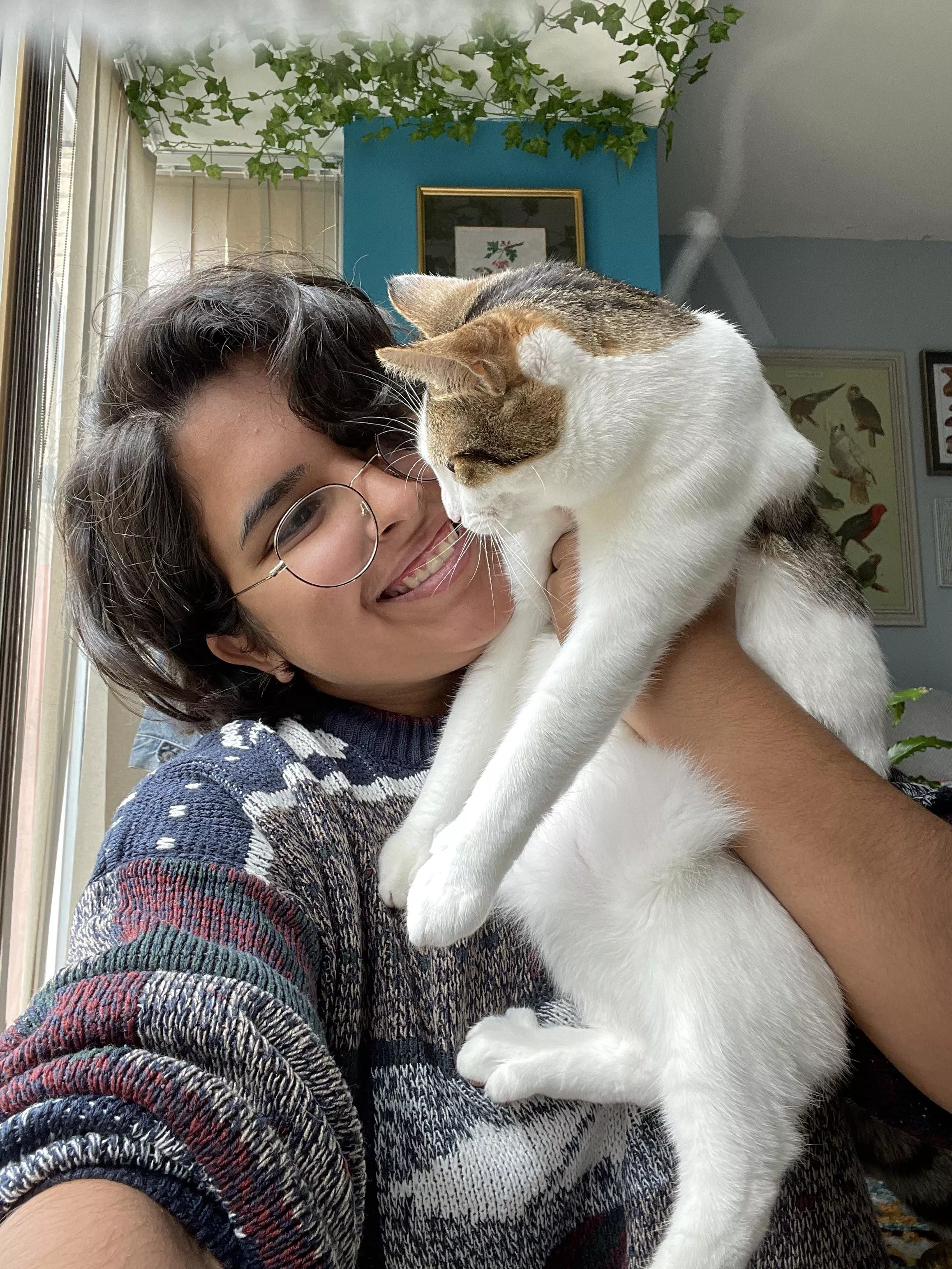 A boi with her catto ? [oc]