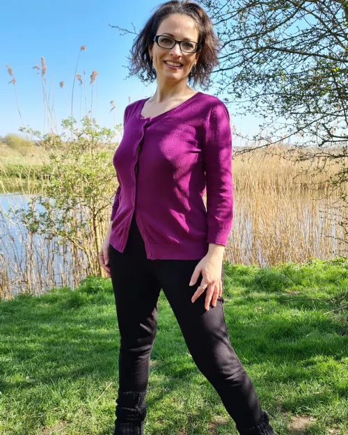 A braless walk in nature 47[f]