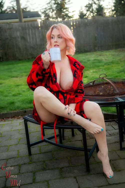 A brisk morning coffee! 💋