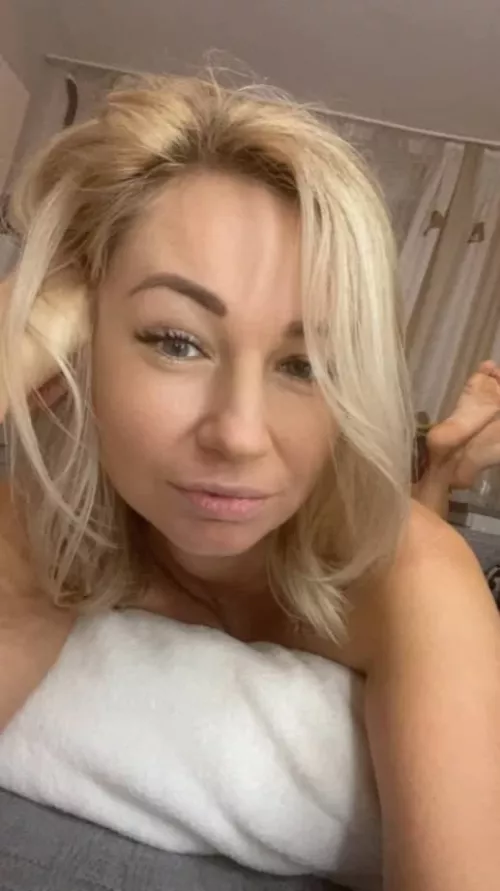 A course on how to please mommy: Part one, lesson one, be able to use the tongueππππ