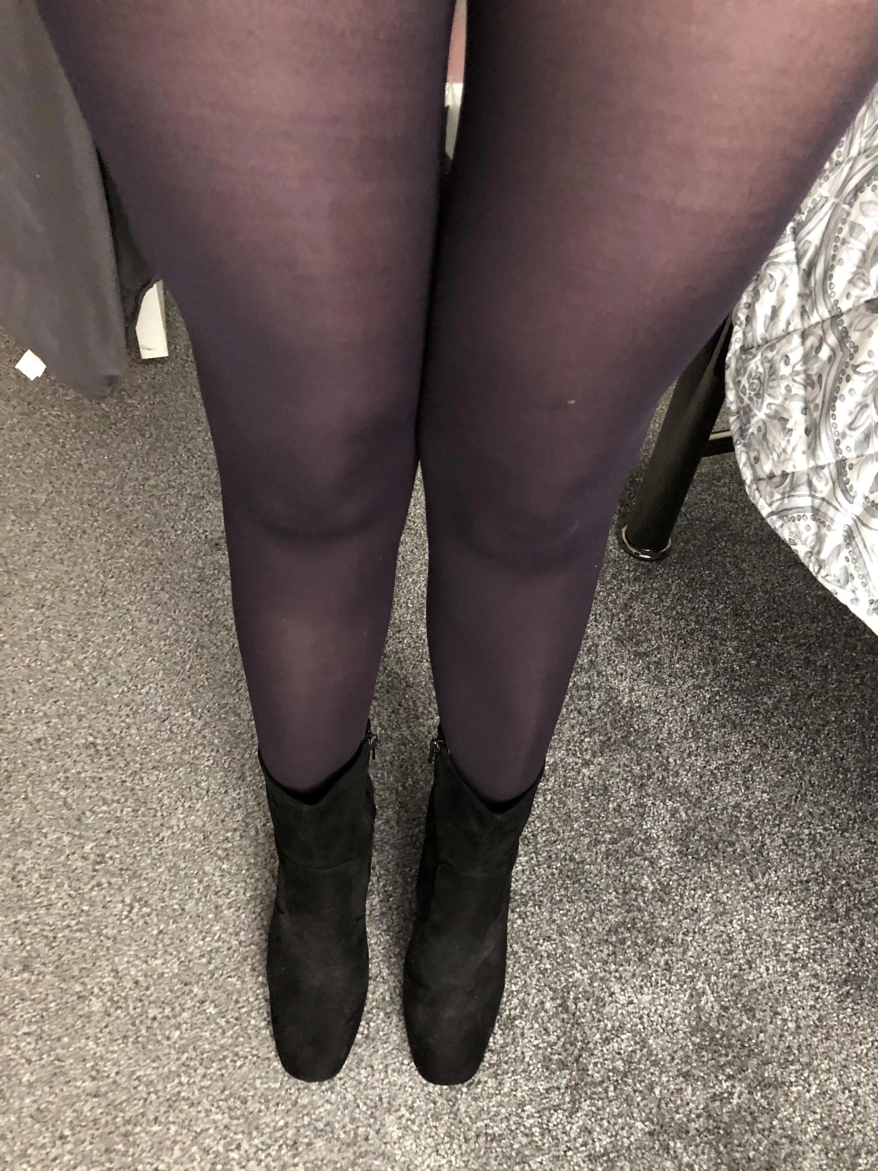 A day for opaque tights and boots 😘