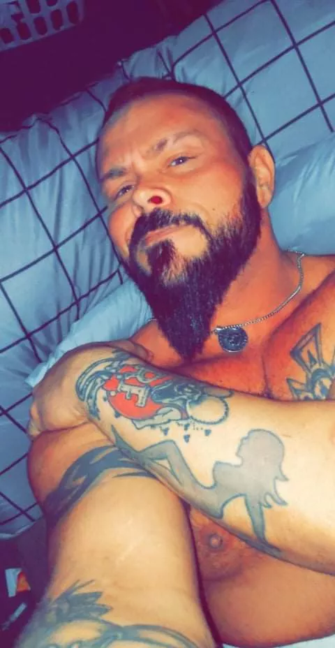 A day off means sleeping in naked π A day off means sleeping in naked π