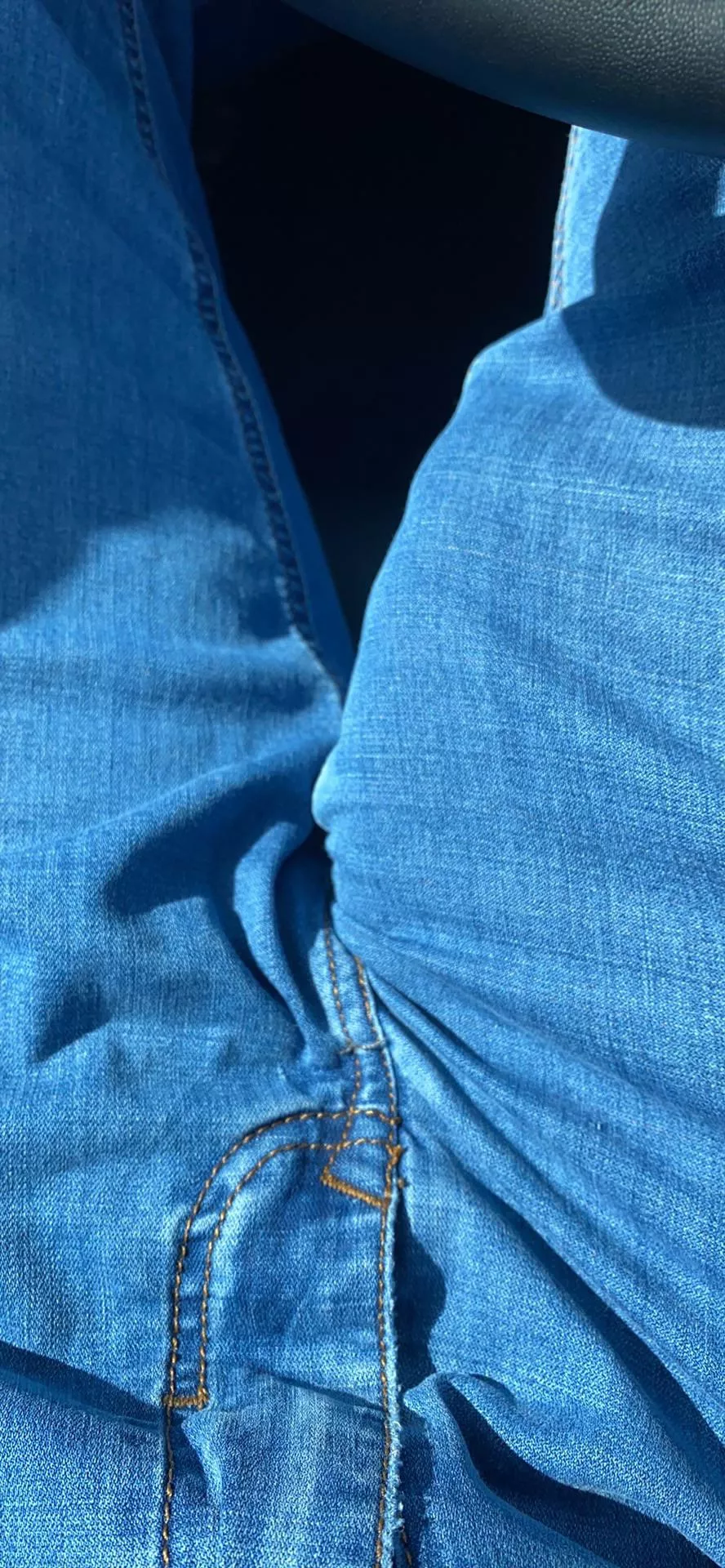A girl texted me a pic of her ass while I was at a red light…my friend sitting next to me kept staring at my crotch the rest of the way. Wonder why?