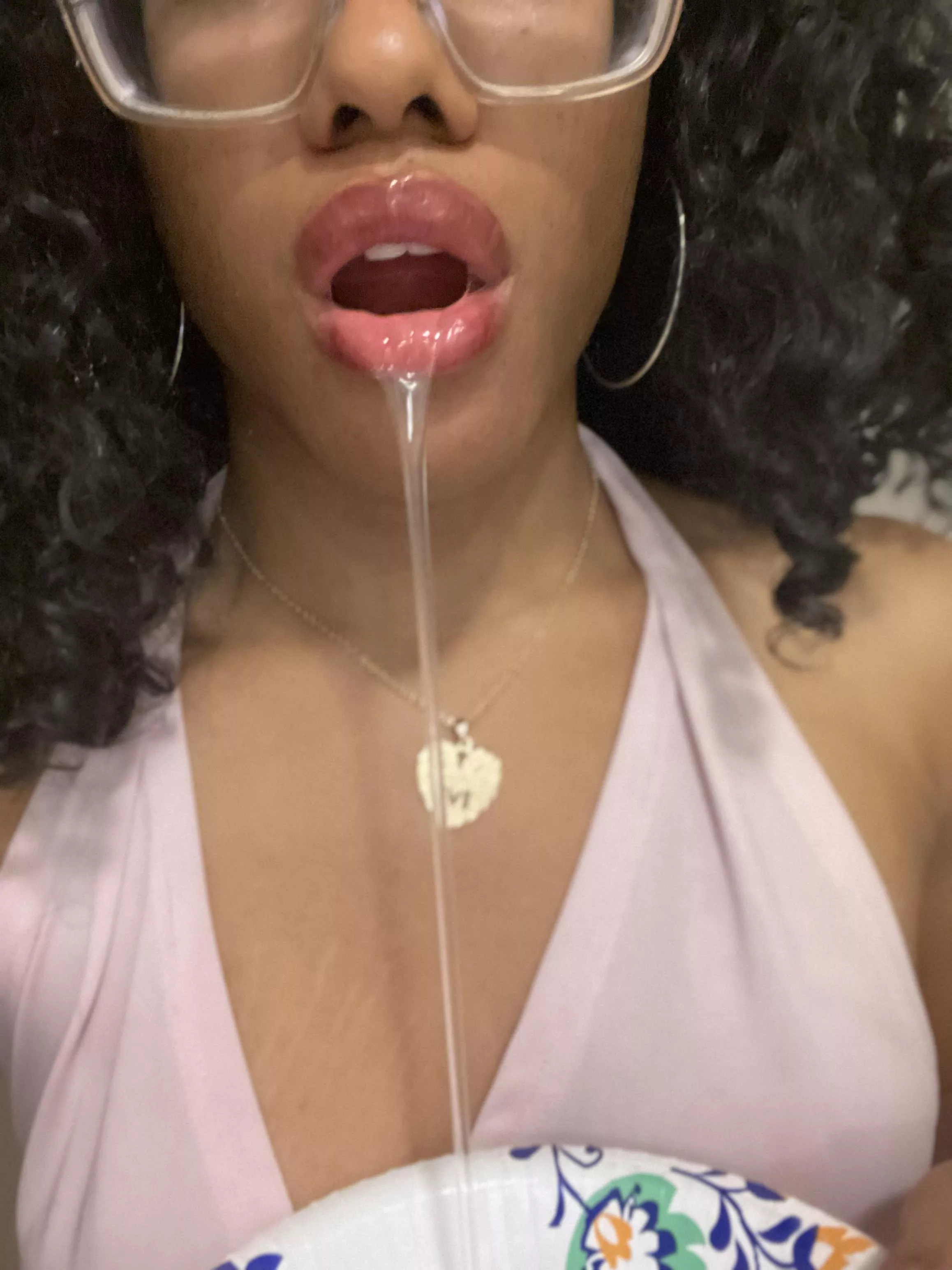 A glass of spit goes well with steak 🥩