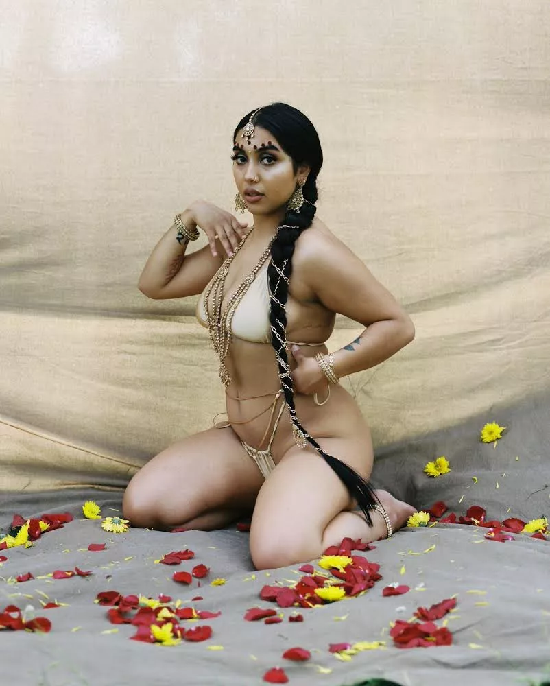 A goddess among humans A goddess among humans