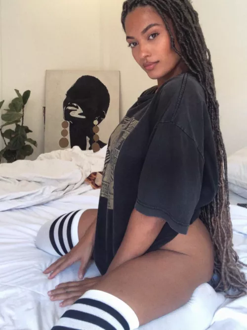 A lazy Sunday in bed with me ? Newbie here