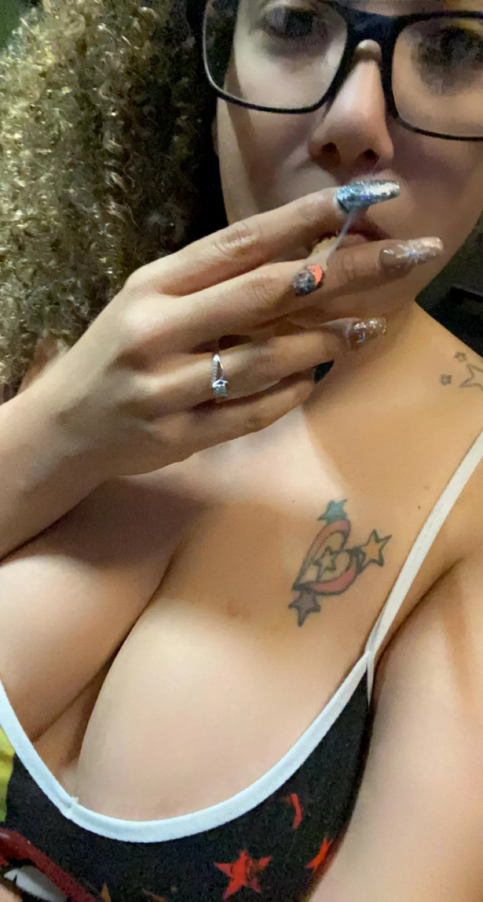 A lil smoke a lil drink and these presents. Instead of wrapping these gifts, I need to be wrapped in cuddles 🧐