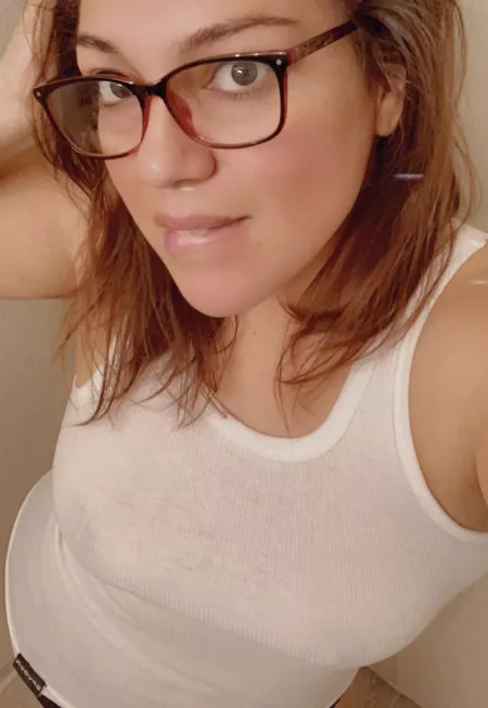 A lip bite and a lil nip sight…