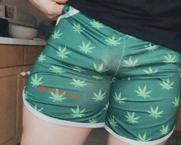 A little chilly & in need of assistance NOW.. A little chilly & in need of assistance NOW..