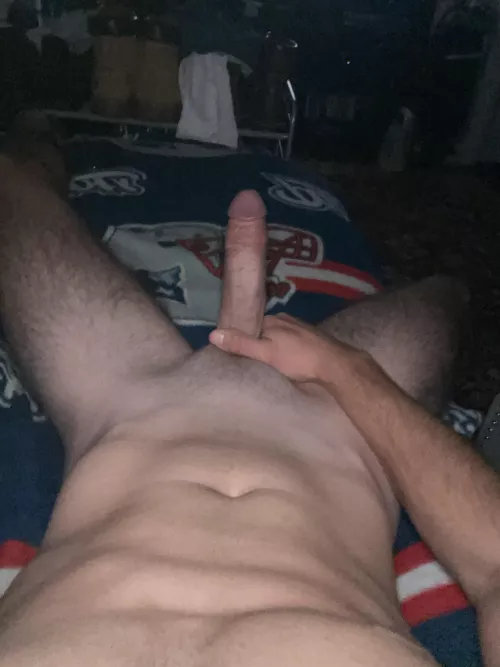 A little horny b4 bed๐ป