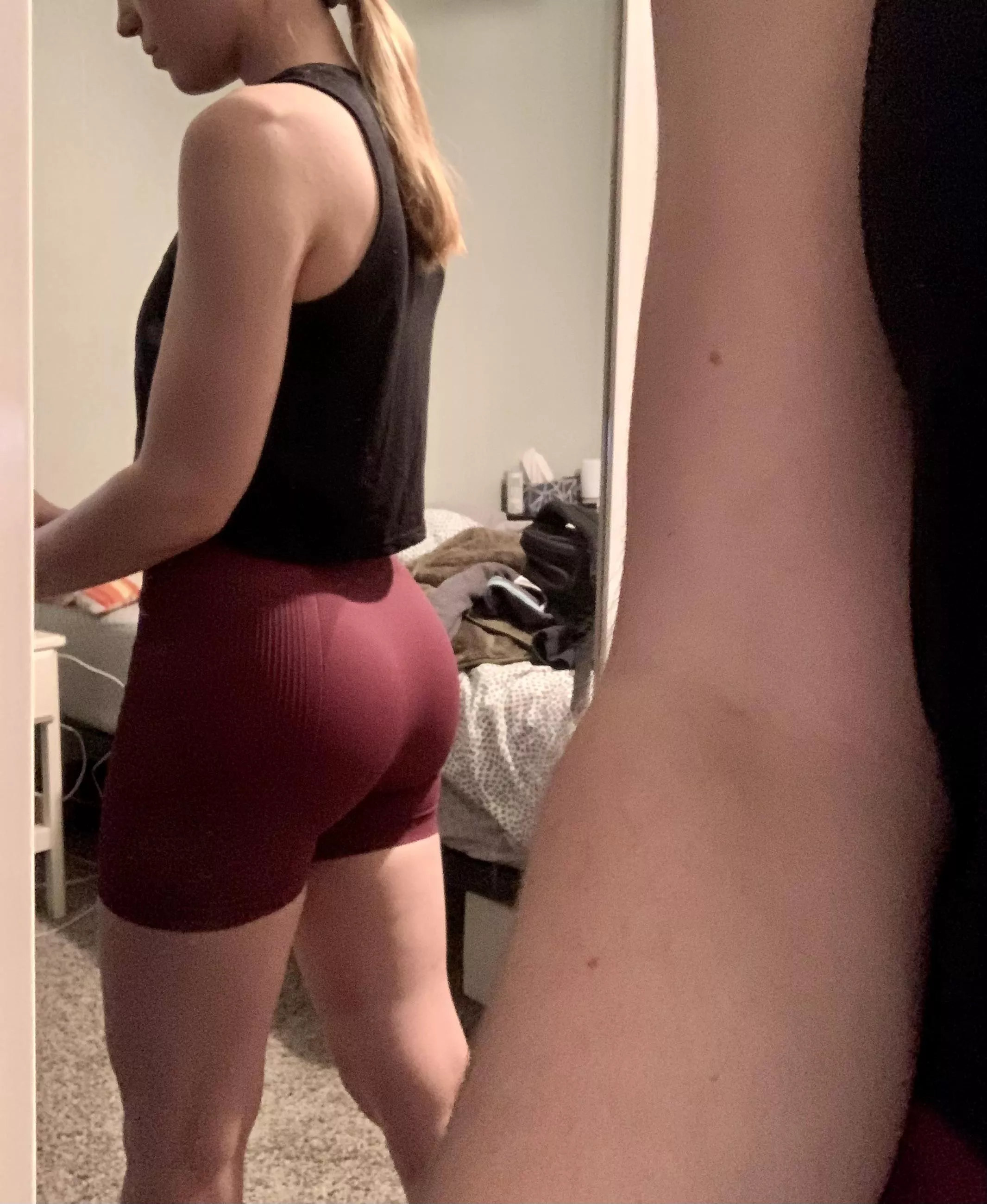 A little mirror action for you ;)