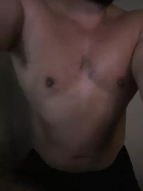 A little peak while getting a ride 🚴 on