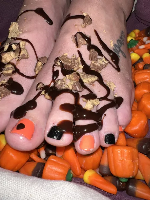 A little pre-Halloween treat ๐งก๐๐ป
