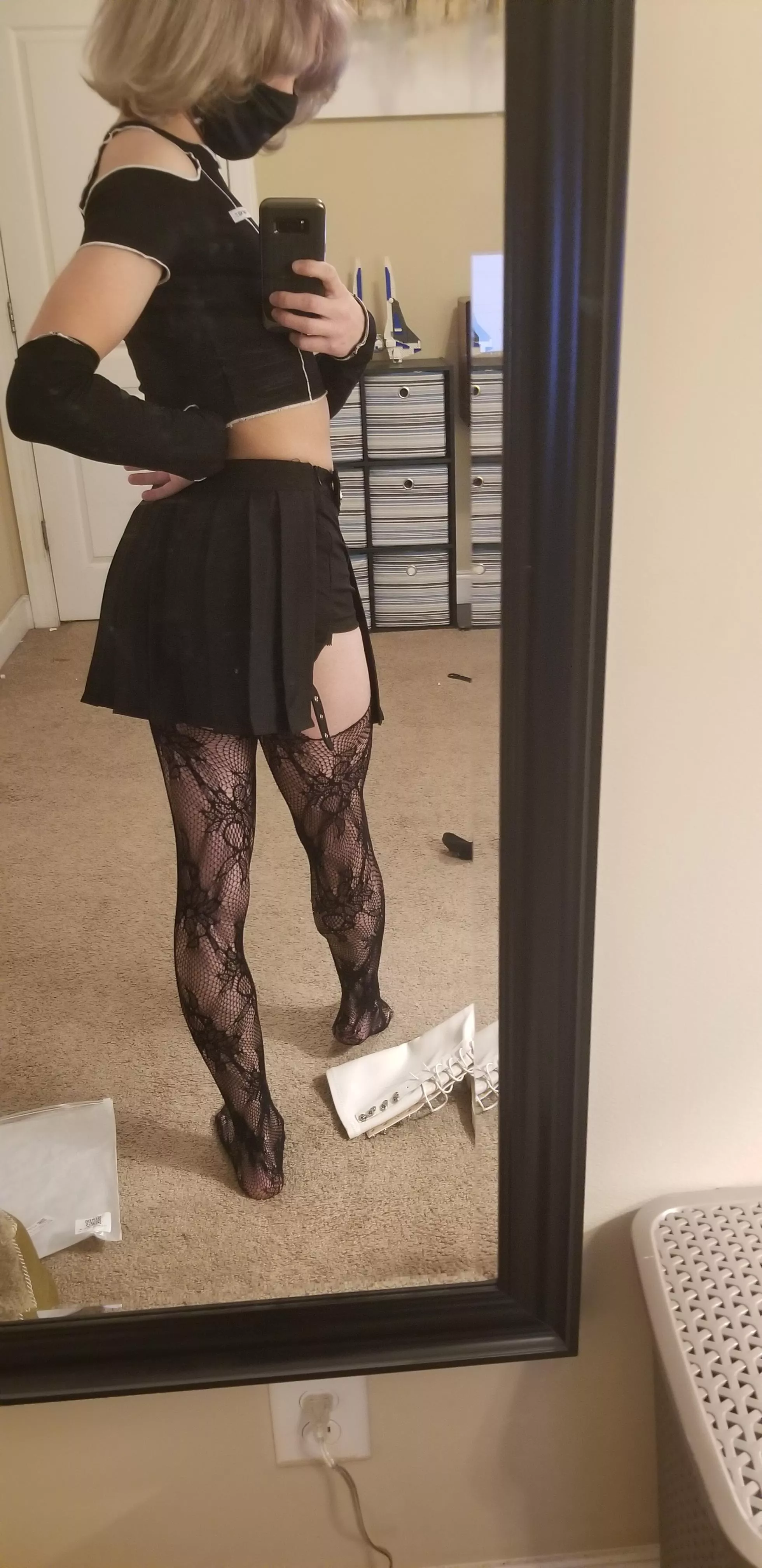 A little skirt, a little leg