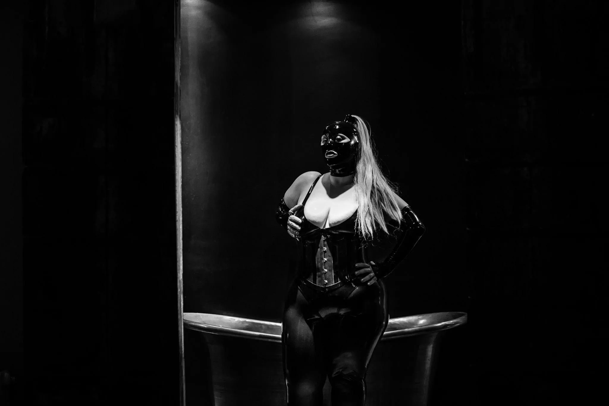 A little taster from a luxury hotel shoot. 💜 It's always such fun.