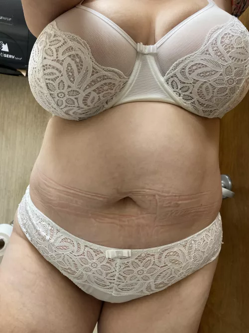 A matching set for Monday. A matching set for Monday.