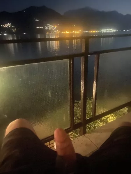 A night out on the balcony of my hotel 👌🏼