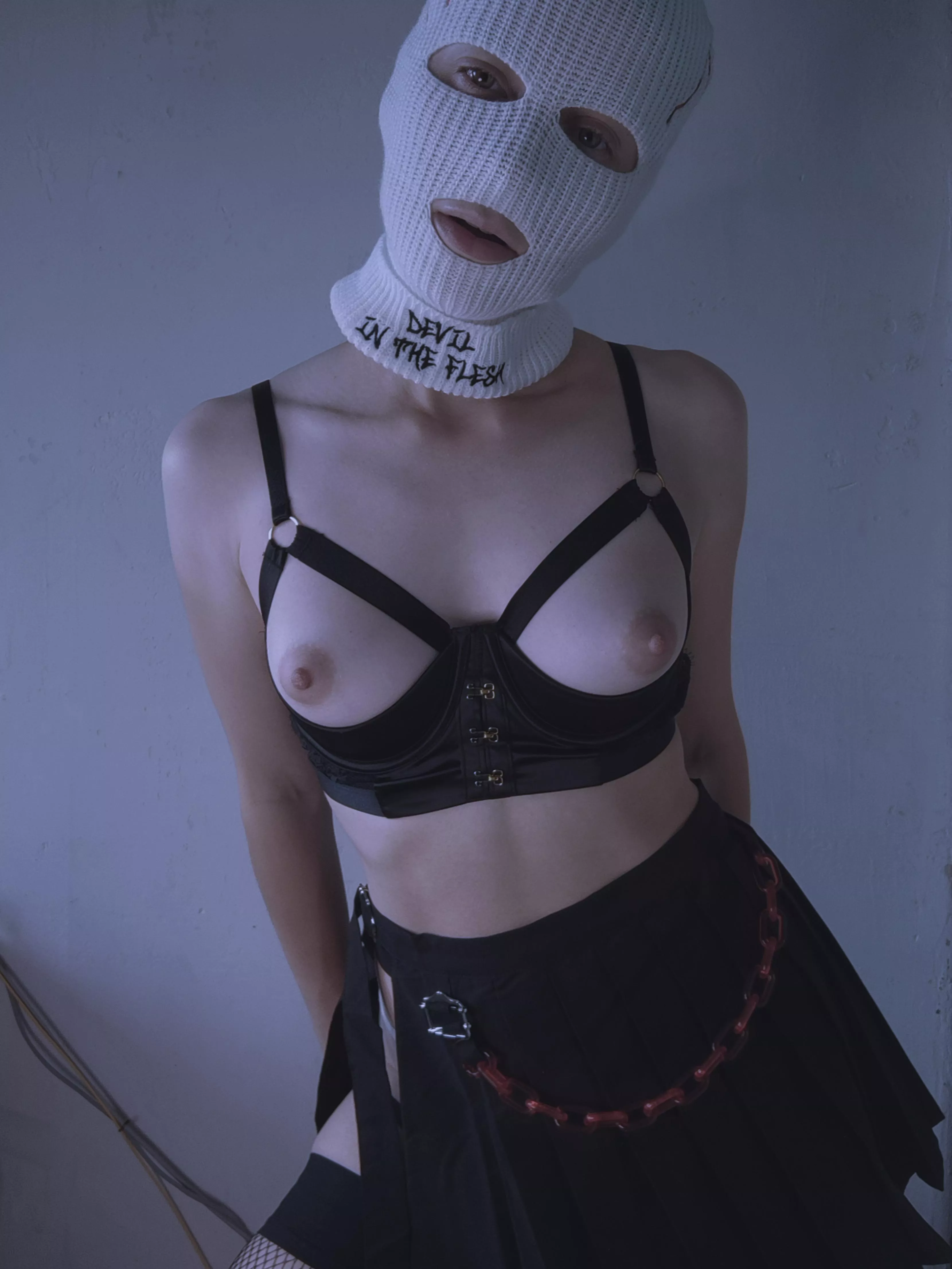 A petite Russian girl π Iβm 5β2 & 103 Lbs π₯Ί A petite Russian girl π Iβm 5β2 & 103 Lbs π₯Ί