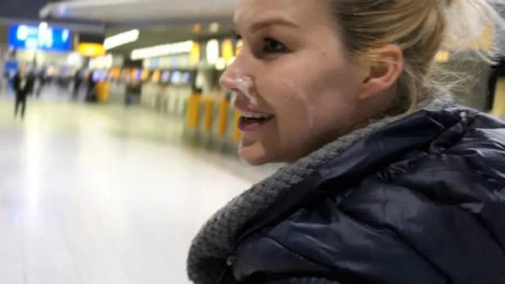 a quick blow job before boarding... oops, too nice to wipe your face a quick blow job before boarding... oops, too nice to wipe your face