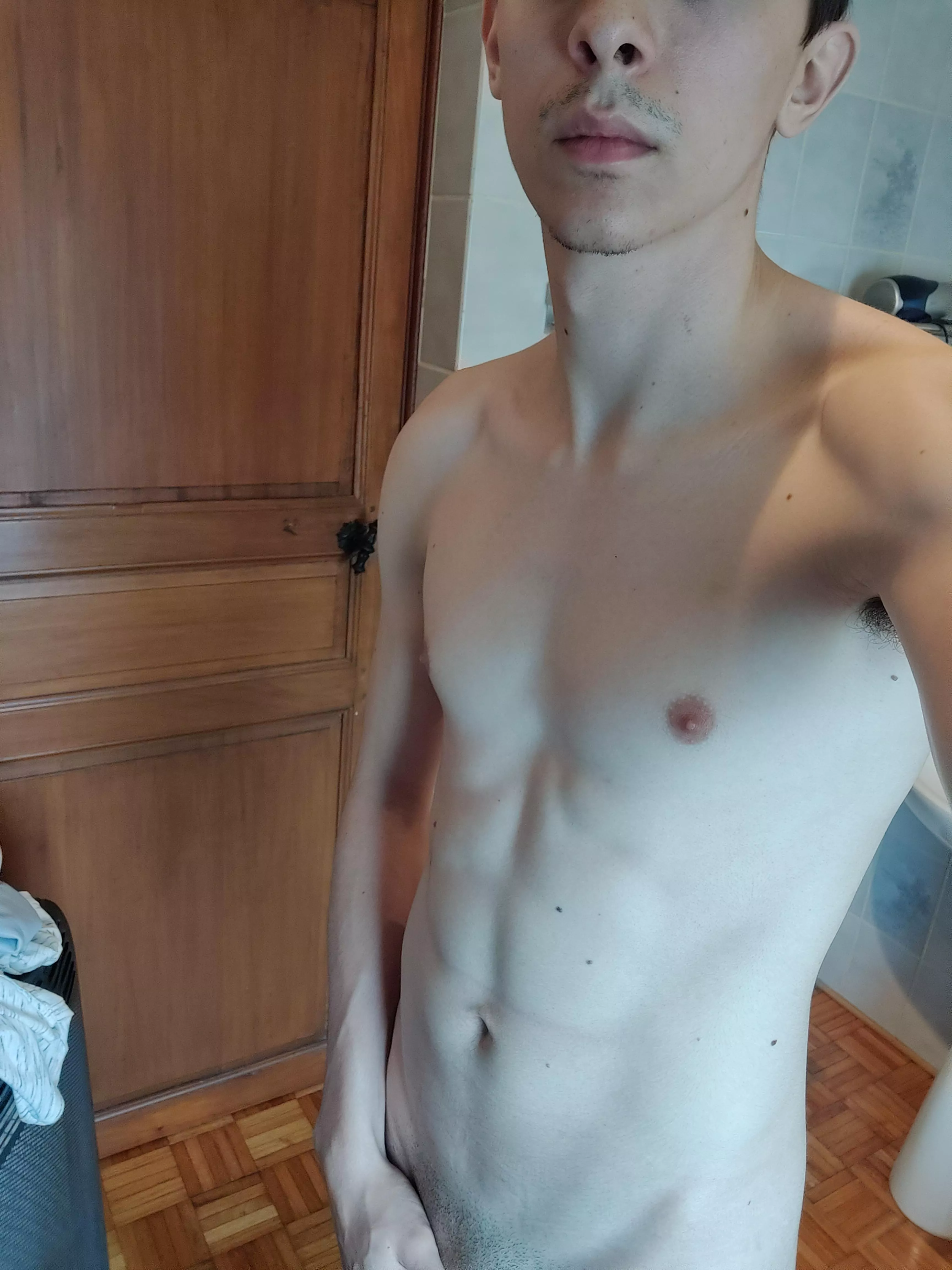 A rather shitty pic of me, but can't always get a perfect one 🤷 A rather shitty pic of me, but can't always get a perfect one 🤷
