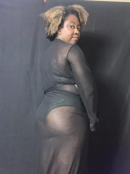 A sexy lil mystery π