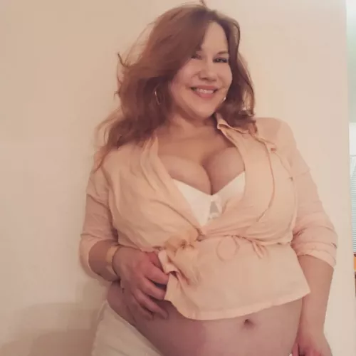 A Snack that likes Snacks🍑