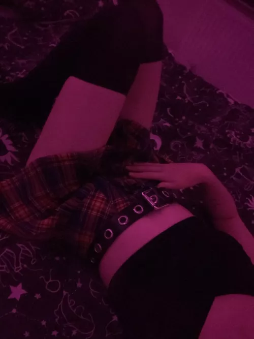 A sneak peak to my new Only Fans account! LaylaEloise