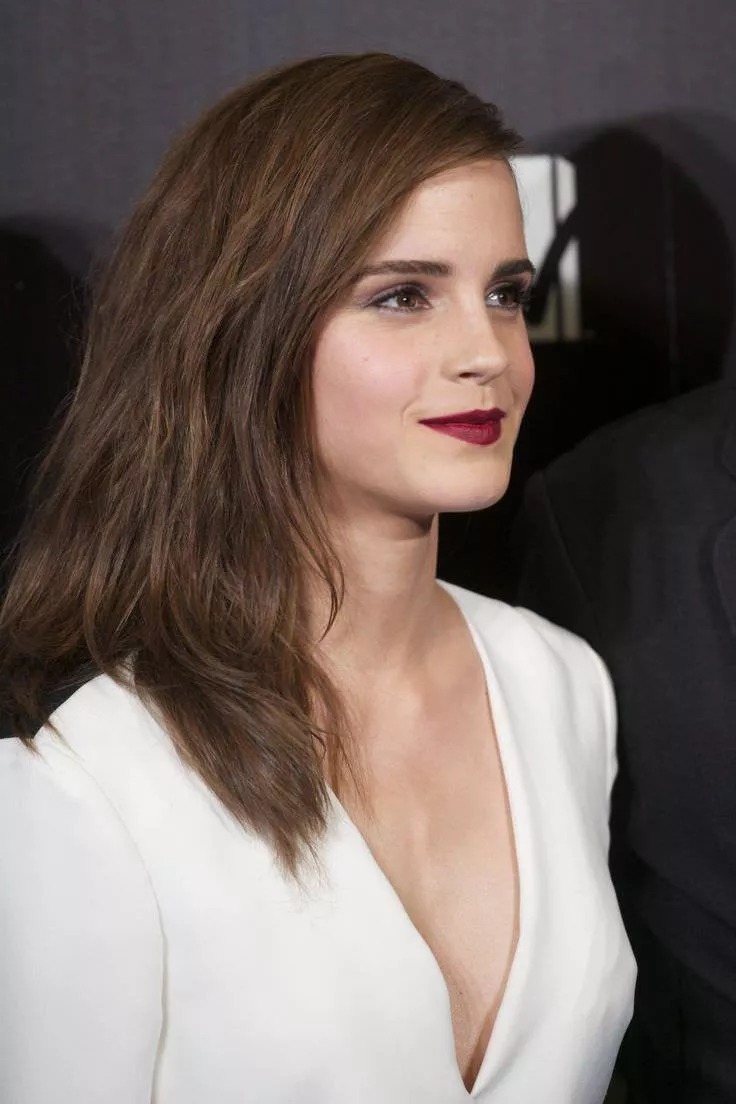 A threesome with Emma? A threesome with Emma?
