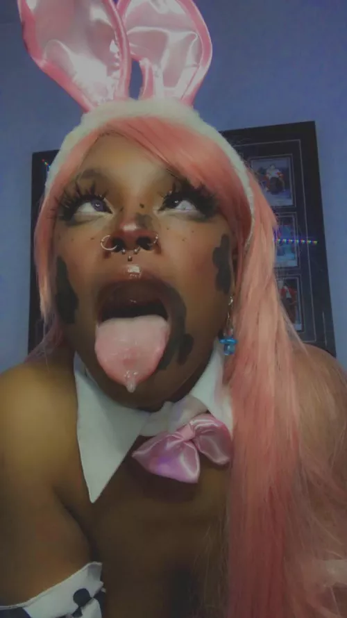 a wild 🍓 strawbunni cow 🐮 has appeared!