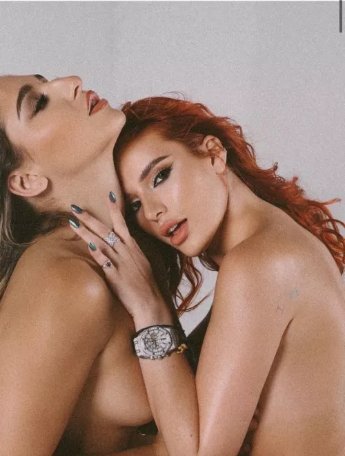 Abella Danger with Bella Thorne Abella Danger with Bella Thorne