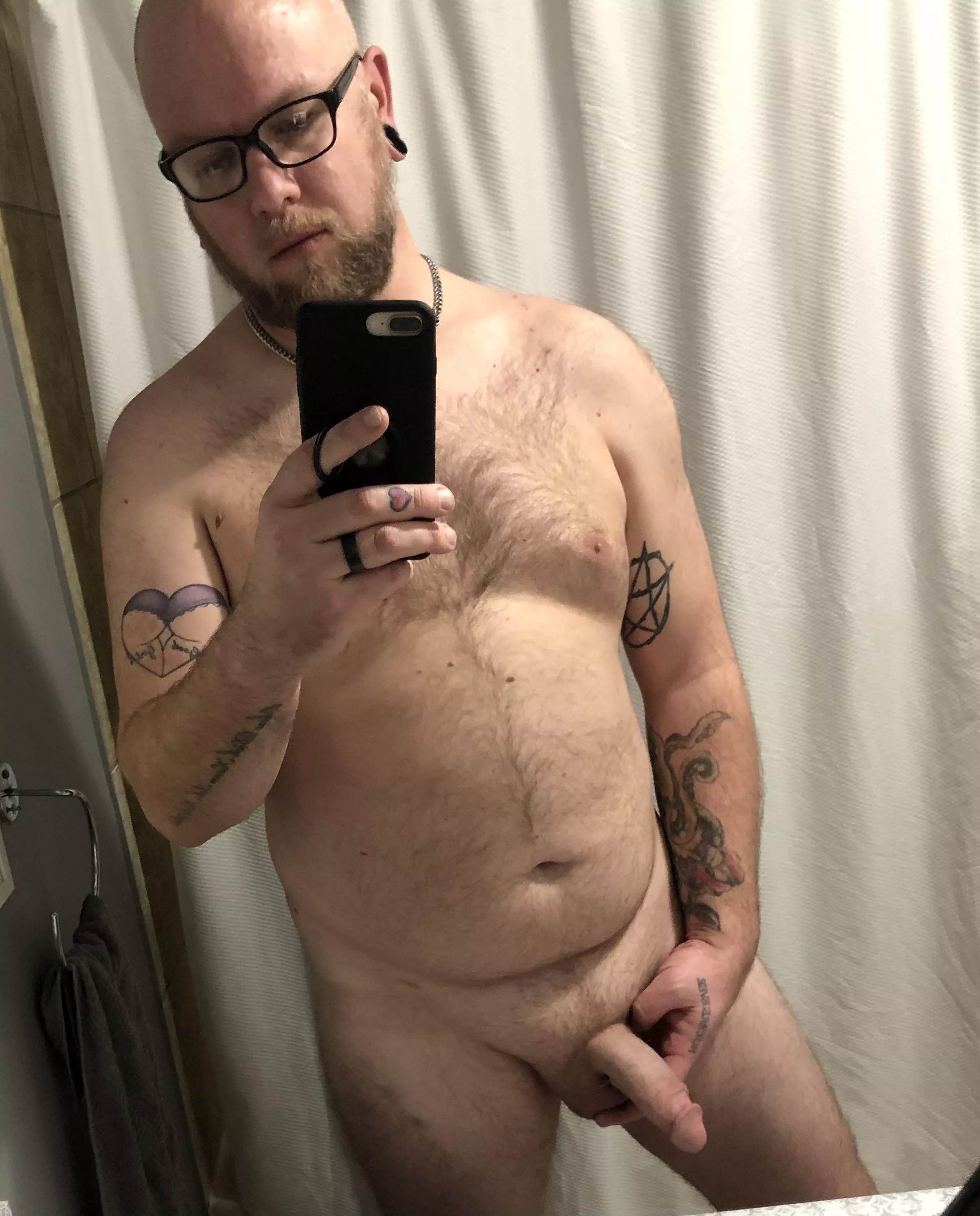 About to shower, who's coming with me? [M38]