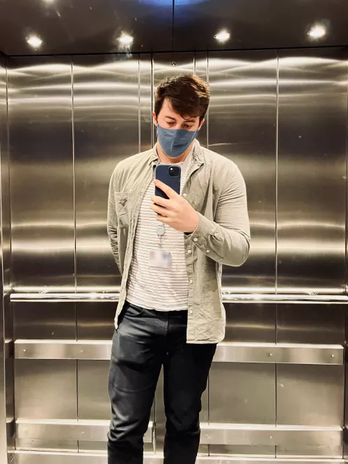 Accidentally matched the elevator?! π₯΄ Accidentally matched the elevator?! π₯΄
