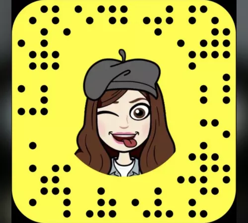 Add her laura_lee from chaturbate ???